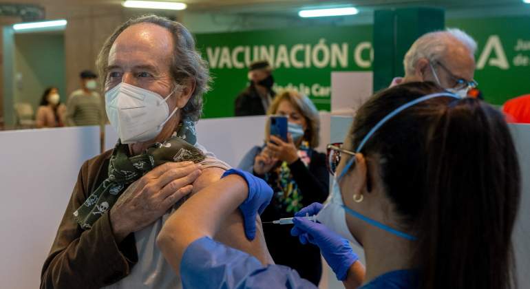 vacunacion-tercera-dosis-andalucia-fechas-ep.jpg