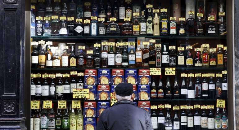 alcohol-reuters.jpg