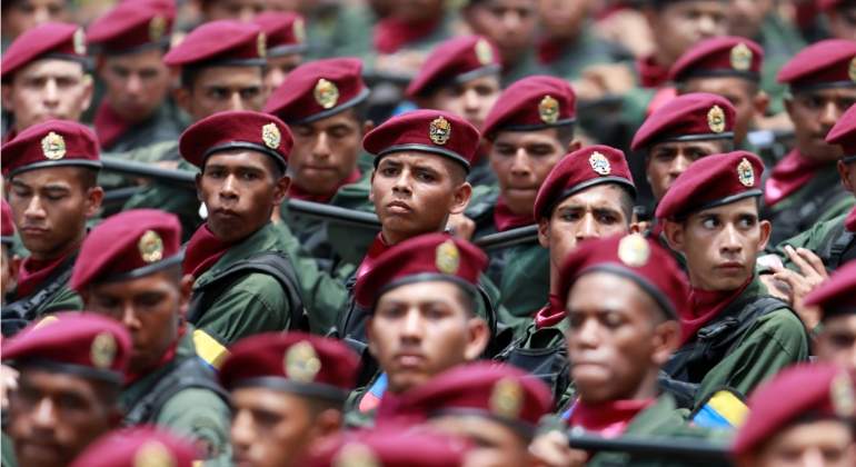 soldados-venezuela-desfile-reuters.jpg