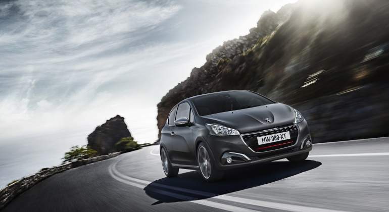 Peugeot-208-770.jpg