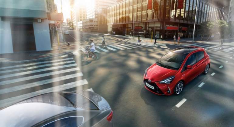 toyota-yaris-20-aniversario-2018-01.jpg