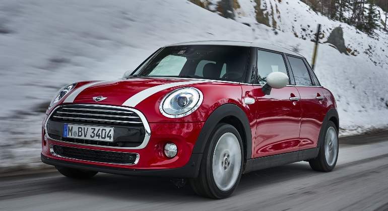 mini-cooper-5p-2017.jpg