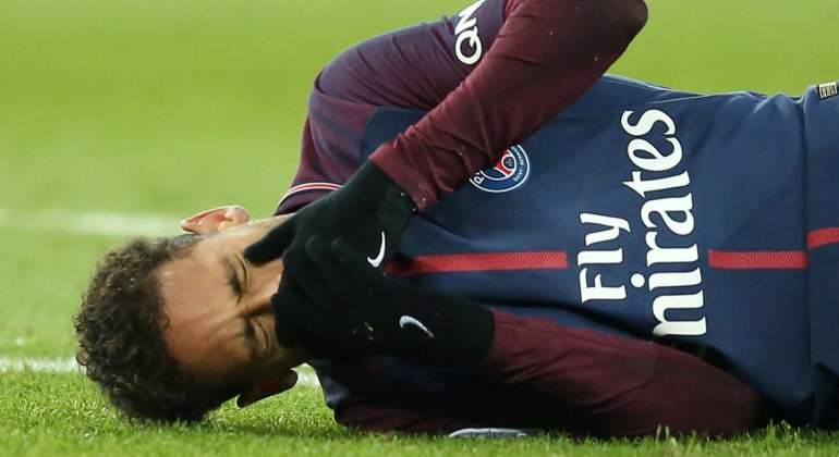 Neymar-lamenta-lesion-2018-Reuters.jpg