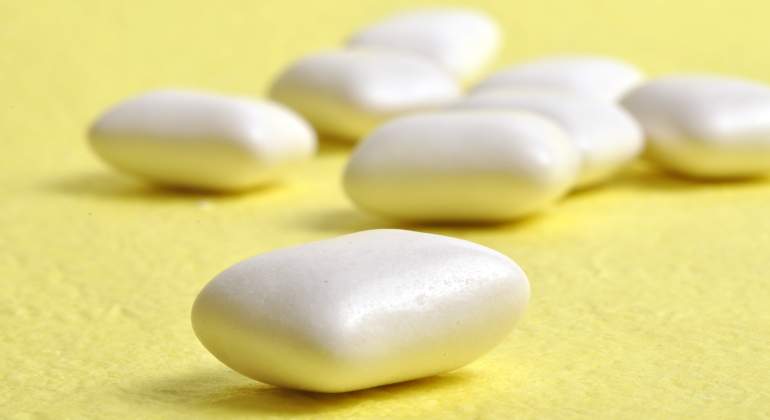 chicles-dioxido-titanio-ocu-dreamstime.jpg