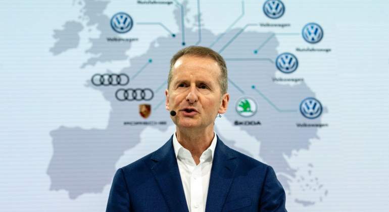 herbert-diess-volkswagen-2021.jpg
