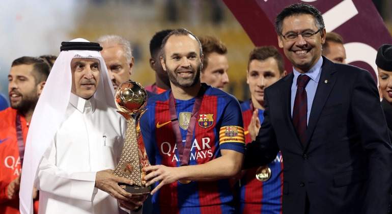 Iniesta-premio-qatar-Bartomeu-2016-reuters.jpg