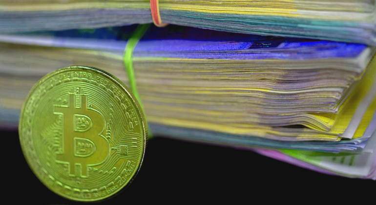 bitcoin-billetes-precio.jpg