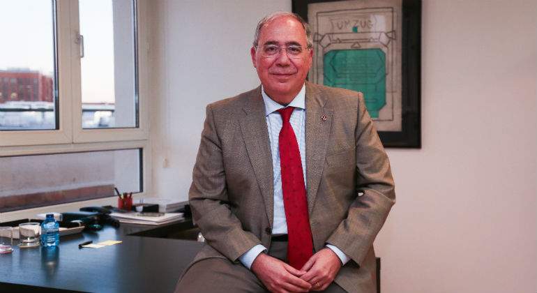 roberto-fernandez-defini.jpg