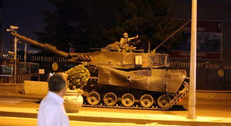 turquia-tanque-golpe.jpg