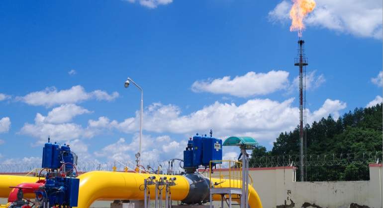 shale-gas-station.jpg