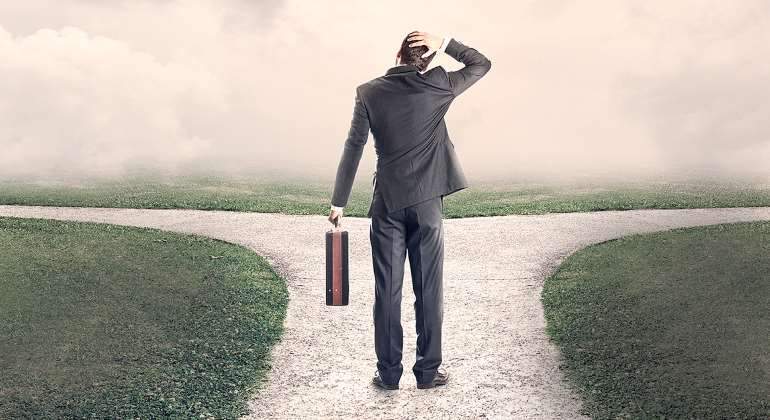 directivo-empresario-decision-770-istock.jpg
