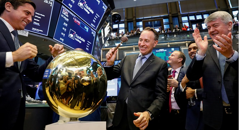 axa-bolsa-nueva-york-ceo-thomas-buberl.png