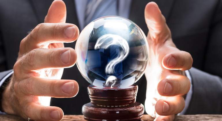 bola-cristal-adivinacion-pregunta.jpg