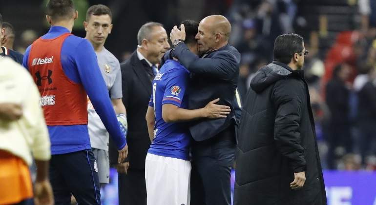 paco-jemez-eliminado-cruz-azul-reuters.jpg
