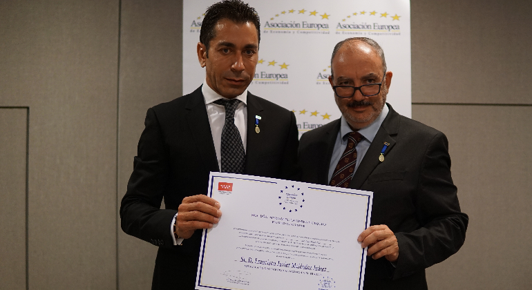 JavierMelendezpremio.png