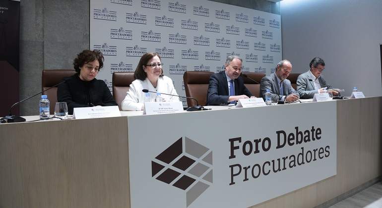 DebateProcuradors.jpg