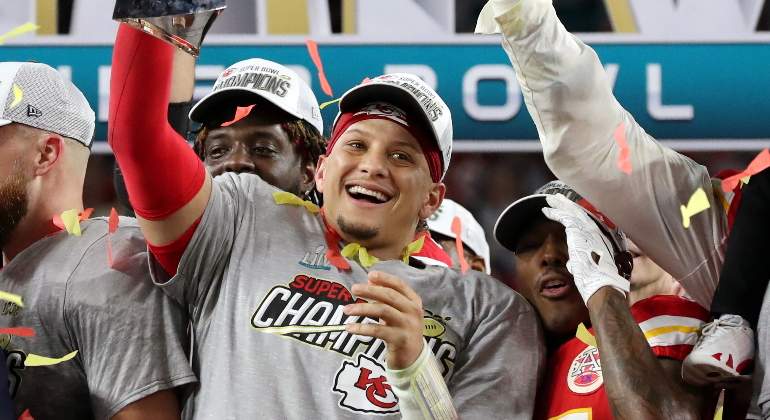 mahomes-reuters.jpg