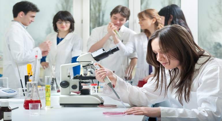 mujer-ciencia-770x420.jpg