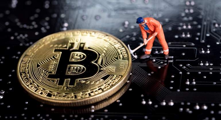 minero-bitcoin.jpg