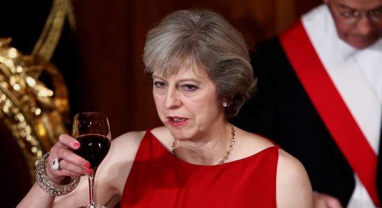 theresa-may-copa-vino-reuters.jpg
