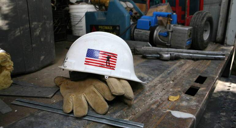 EEUU-casco-trabajador.jpg