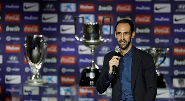 juanfran-despedida-atletico-efe.jpg
