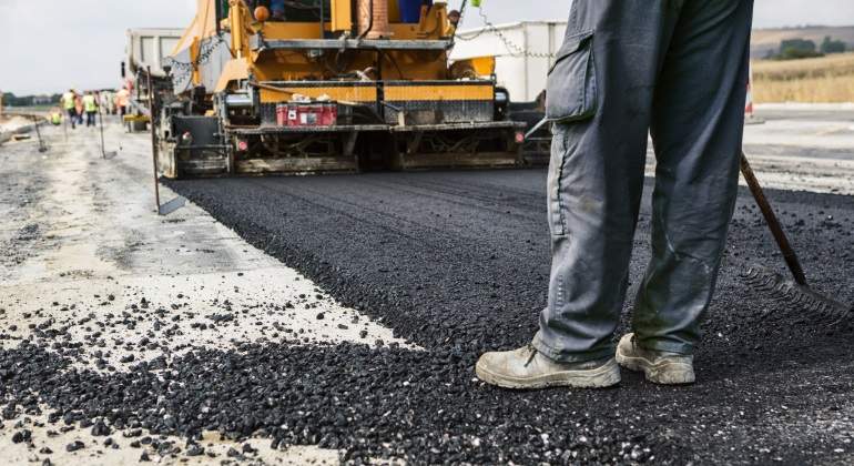 construccion-carretera-istock.jpg