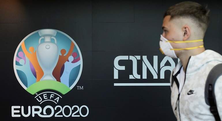 eurocopa-2020-logo-coronavirus-reuters.jpg