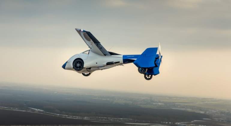 coche-volador-02.jpg
