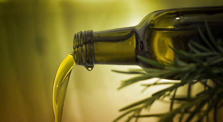 aceite-botella-mejor-supermercado-recurso-dreamstime.jpg