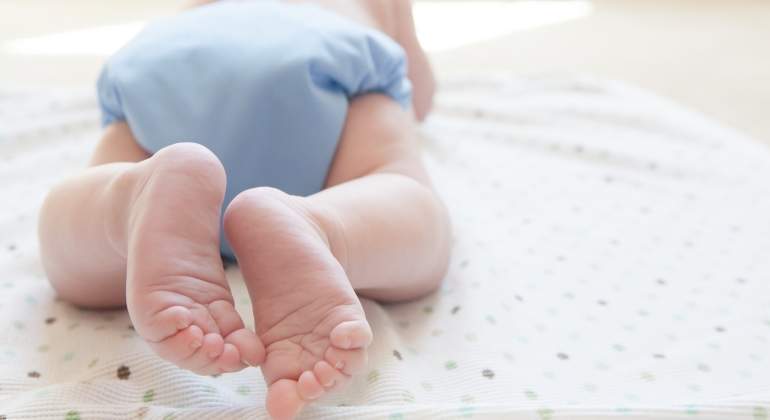 bebe-pies-pixabay.jpg