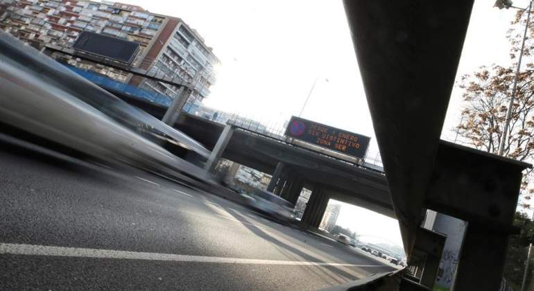m30-madrid-coches-multas-efe-javier-lizon.jpg
