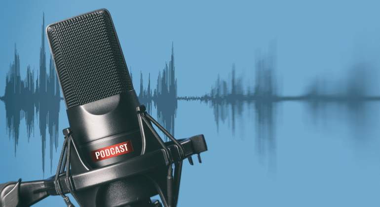 podcast-microfono-grafico-770-dreamstime.jpg