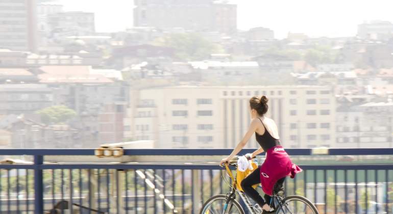 bicicleta-ciudad-recurso-dreamstime.jpg