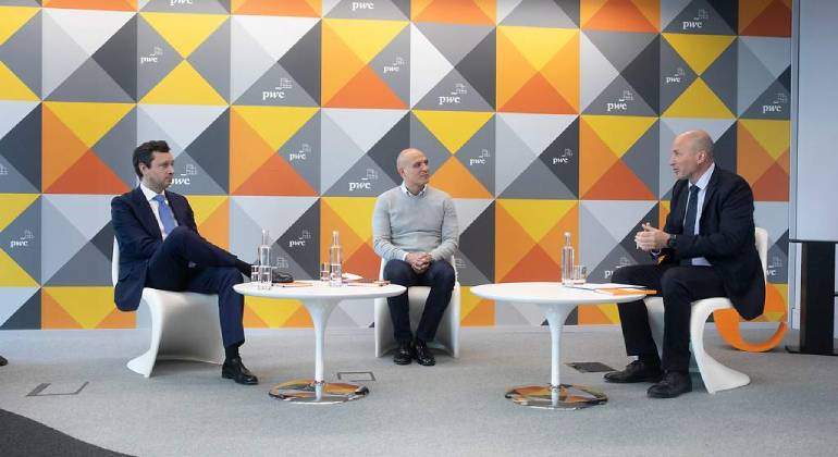 1024x_Observatorio-PWC-Metaverso-oportunidades-comerciales-2-1.jpg