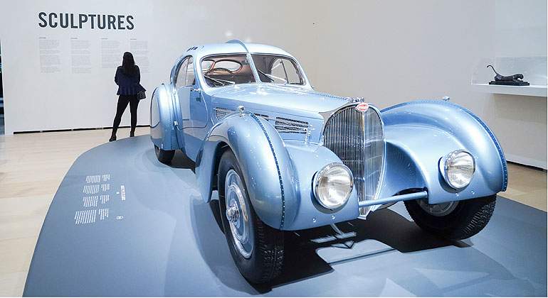 BUGATTI-57_01.jpg