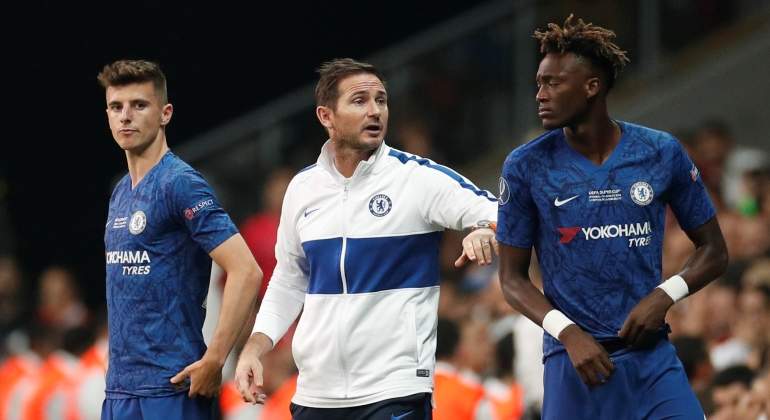 lampard-chelsea-mount-abraham-reuters.jpg