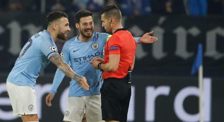 schalke-city-silva-otamendi-getty.jpg