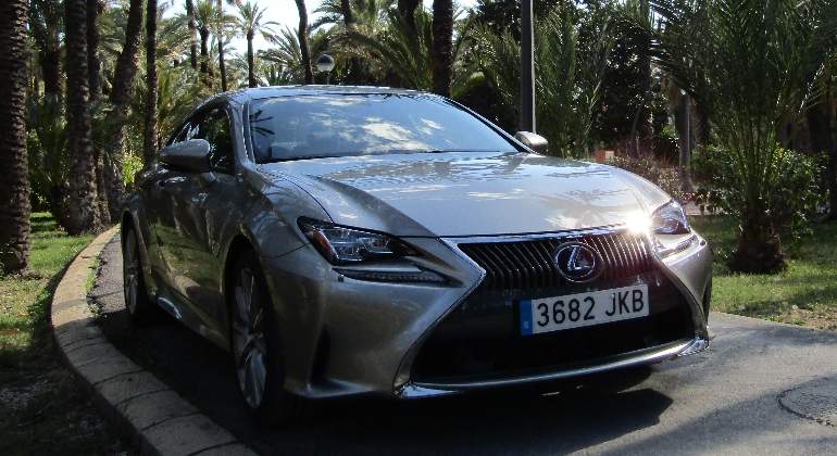 lexus-rc-300.jpg