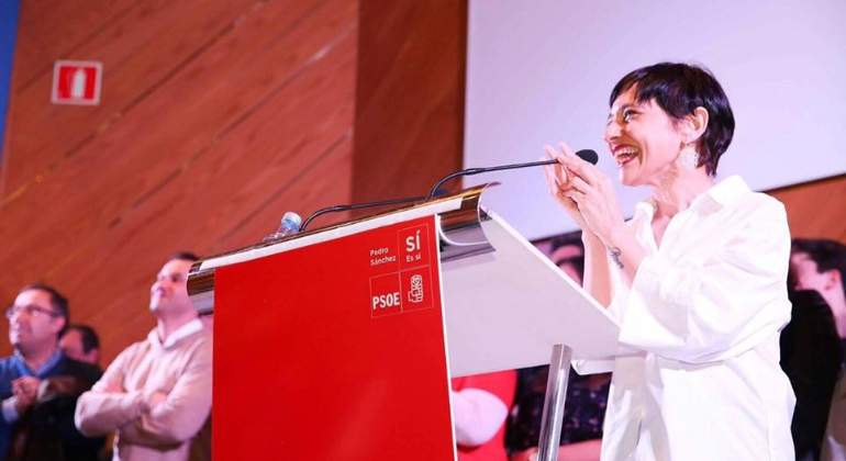 rocio-frutos-diputada-psoe-fb.jpg