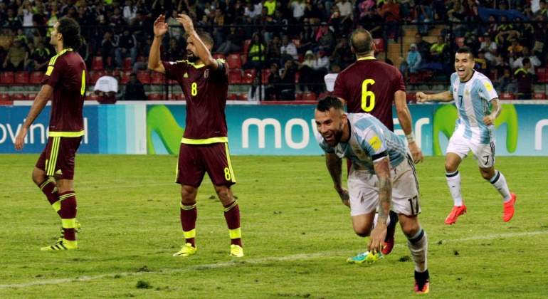 Otamendi-celebra-Venezuela-2016-reuters.jpg