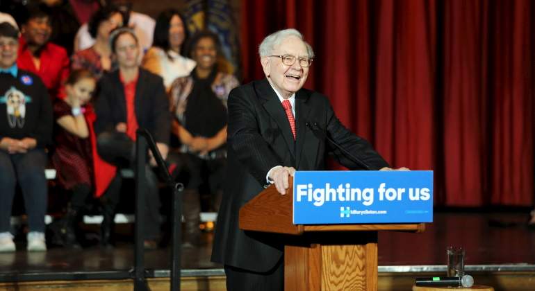 warren-buffett-hilary-clinton-2016-reuters-770x420.jpg