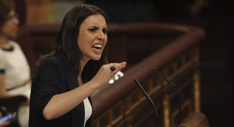 Montero-mocion-censura-13junio2017-EFE.jpg