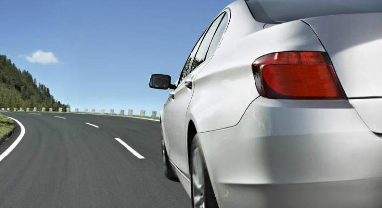 coche-gris.jpg