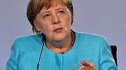 Merkel se pone al timón de la UE en su momento más difícil