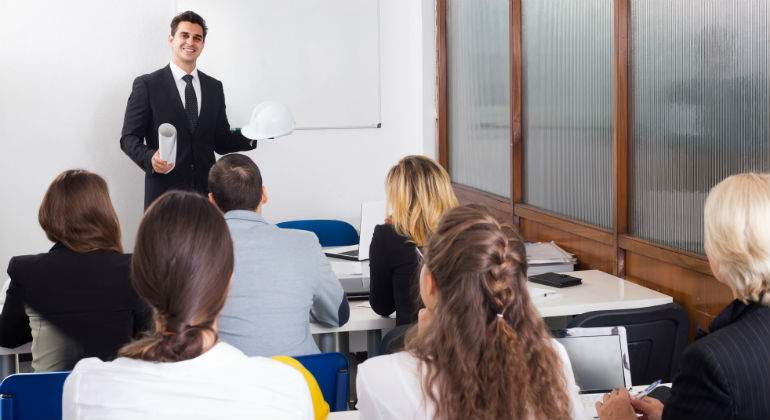 cursos-defini.jpg