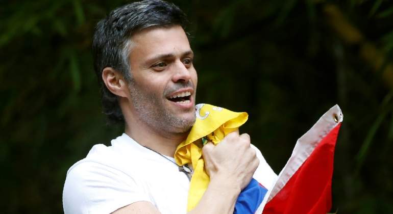 leopoldo-lopez-bandera.jpg