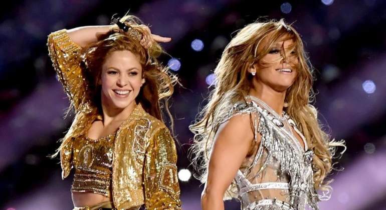 shakira-jennifer-lopez.jpg