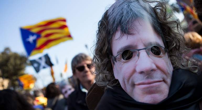 mascara-puigdemont-efe.jpg