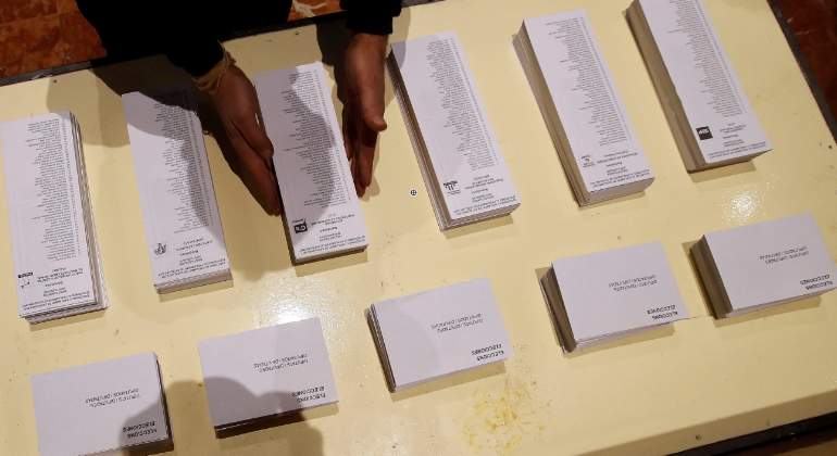 papeletas-cataluna-21d-efe2.jpg